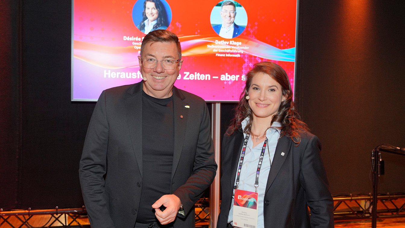 von links: Detlev Klage, stellvertretender Vorsitzender der FI-Geschäftsführung und Désirée Sacher-Boldewin, FI-Geschäftsbereichsleiterin Operative IT-Sicherheit von links: Detlev Klage, stellvertretender Vorsitzender der FI-Geschäftsführung und Désirée Sacher-Boldewin, FI-Geschäftsbereichsleiterin Operative IT-Sicherheit