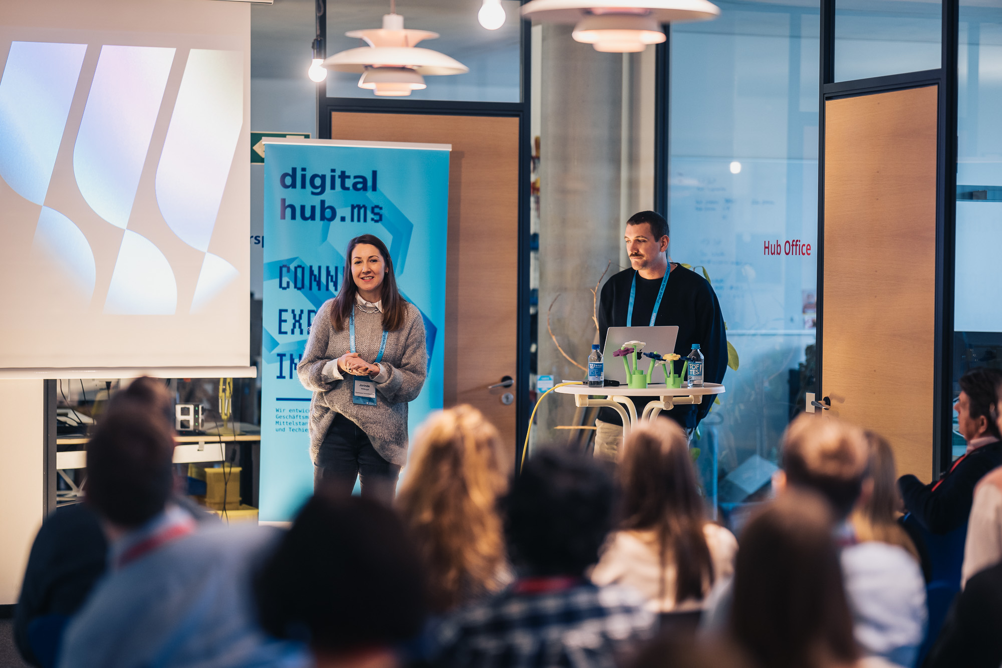 Techfest 2025: S-Hub stellt Zukünfte mit generativer KI vor
